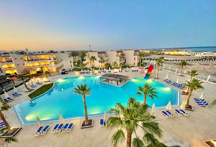 Ivy Cyrene Island Hotel